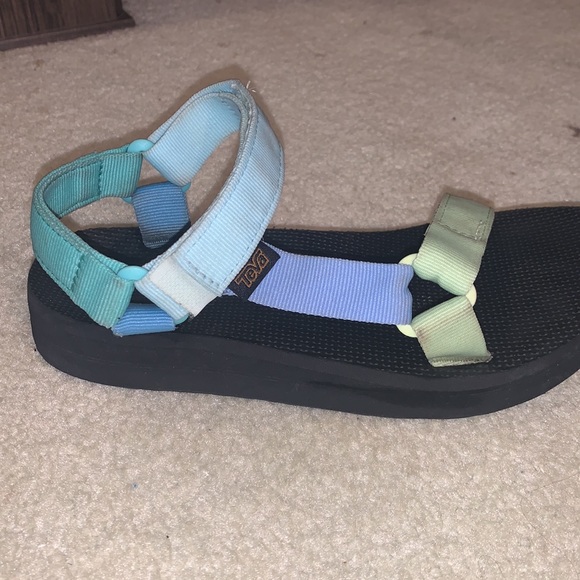Teva | Shoes | Teva Midforms | Poshmark